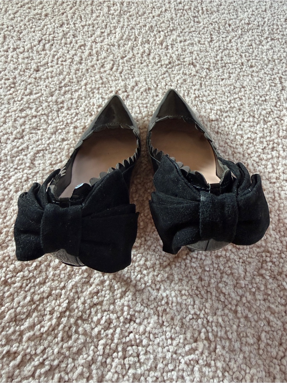 kate spade Black Patent Scallop Pointed-Toe Stiletto Heels with Back Bow - Picture 3 of 14